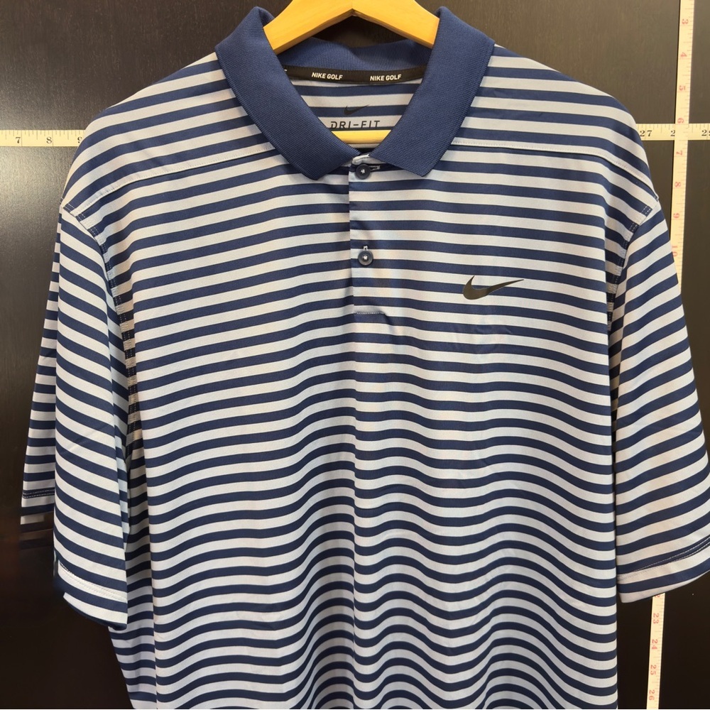 Nike Men's Navy and White Striped Polo Shirt - Picture 2 of 6